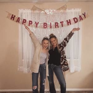 Meet your Posher, Karlie